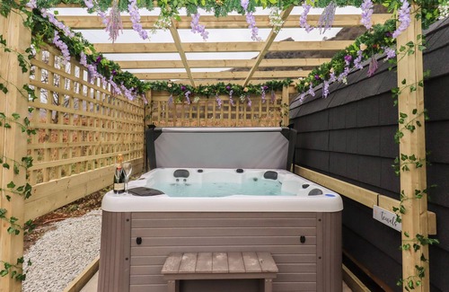 Hartsop Cottage | THE STAG - CROSSGATE LUXURY GLAMPING, pet friendly in Glenridding