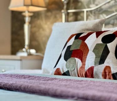 Inverness City Centre Apartment | The Stags Head Apartment
