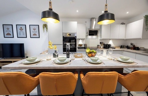 Manchester House | The Stanbury Residence