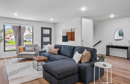 Powderhorn House | The Standish Sensation - 4 Bedrooms 4 Baths 2706 Finished Square Feet!