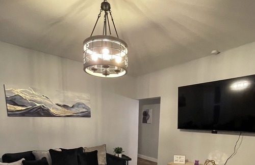 East Price Hill Apartment | The Stanton!