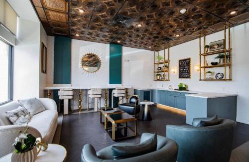 Springdale Apartment | The Star on Spring