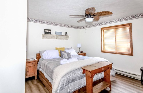 Thornhurst Ski Chalet | The STAR W Hot Tub,Fire Pit 🔥