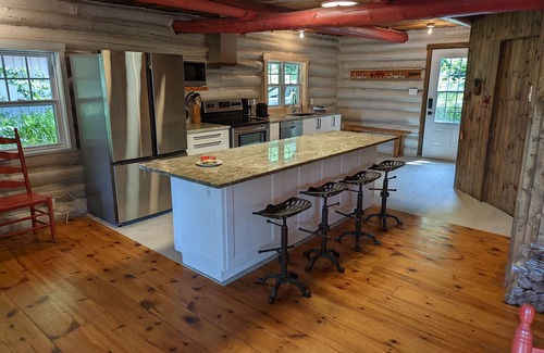 Amherst Cottage | The Starry beach, lake front cottage