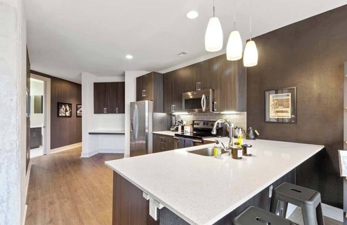 West End Apartment | The Stevie Ray Vaughan Flat ATX