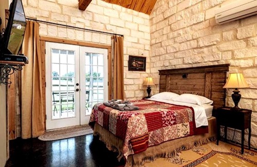 Grapetown Other | The Stone Cottage for 2 @ TimberRose Ranch hot tub
