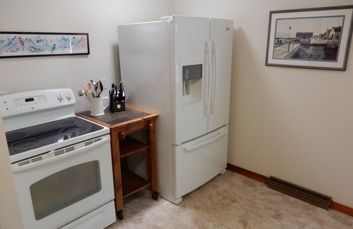 Fish Creek House | The Stone House/New Listing! Nov. 1 - May 31st, rent 3 Get one FREE! WI-FI