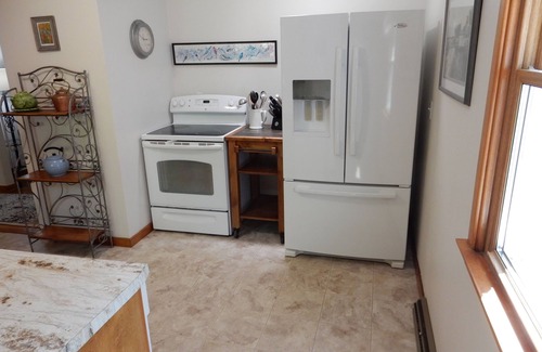 Fish Creek House | The Stone House/New Listing! Nov. 1 - May 31st, rent 3 Get one FREE! WI-FI