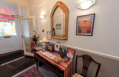 Boscombe Apartment | The Strand Hotel