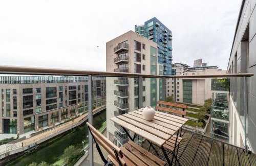 Stratford and New Town Apartment | The Stratford Collection