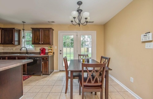 Fayetteville House | The Strickland Stopover