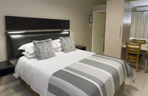 Bloemfontein House | The Suburban Guest House