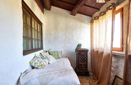 Valliguieres Bed & Breakfast | The Suite
