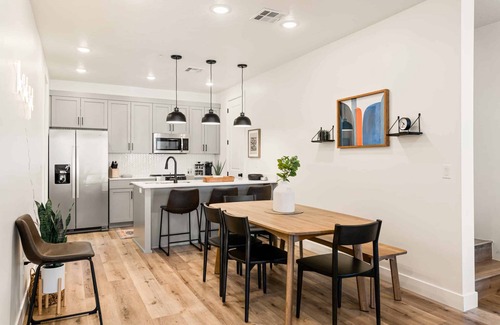 St. George Condo | The Suite Spot #101: Desert Color Lagoon + Beaches