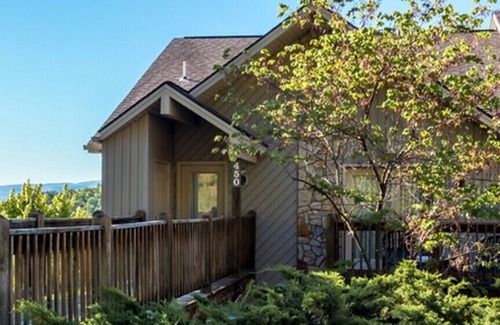McGaheysville Condo | The Summit at Massanutten - A Beautiful 4-Season Resort