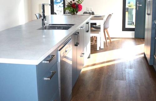 Wanaka House | The Sun Catcher three bedroom home perfect for families