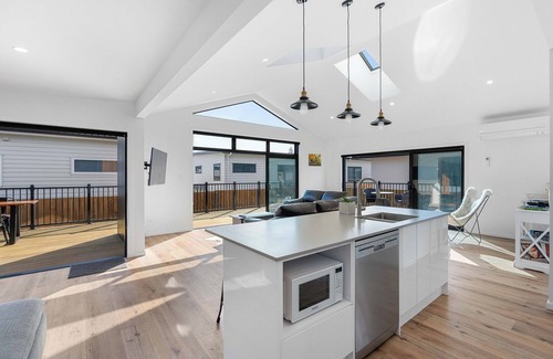 Waihi Beach House | The Sun Trap - Waihi Beach Holiday Home