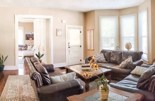 Noblesville House | The Sunny Maple! Summ