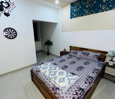 Bullawala Apartment | The Sunset Getaway