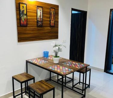 Bullawala Apartment | The Sunset Getaway