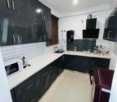 Bullawala Apartment | The Sunset Getaway