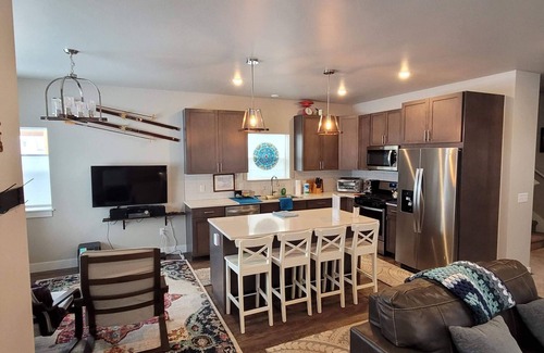 Leadville House | the Sunset House - modern comfort with spectacular views