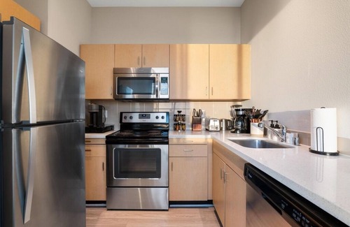 Downtown Apartment | The Sunstone - Panoramic Ocean Beach View Gorgeous Sunsets Right on the Sand