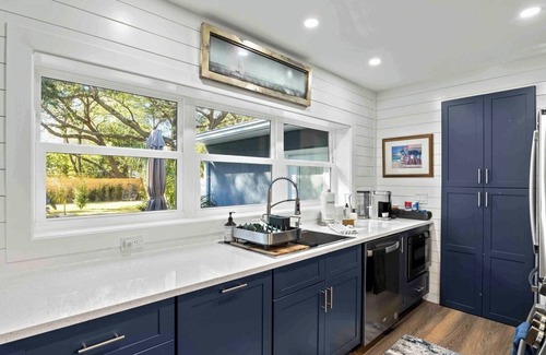 Fort Walton Beach House | The Surf House: Stylish 2BR Haven