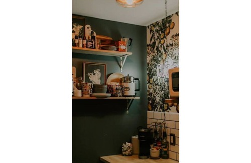 Kings Grant Apartment | The Swan Fully Private Guest Suite