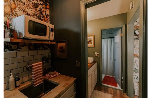 Kings Grant Apartment | The Swan Fully Private Guest Suite