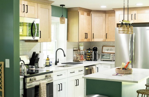 Bliss Corner Apartment | The Sweet Escape – Stylish Beach Retreat in Padanaram w/private beach access