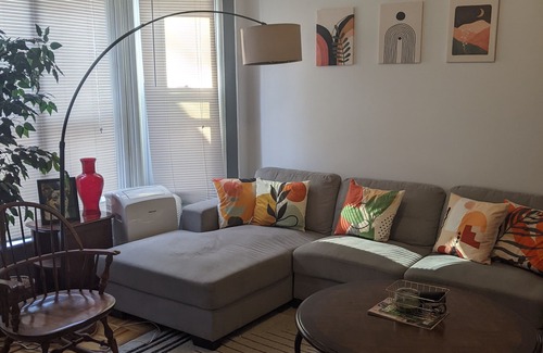 Manistee Apartment | The Sycamore Nest - New Pet Friendly Retreat. 1 Mile to Lake Michigan!