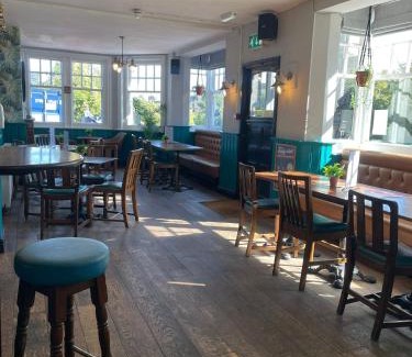 Dorchester Hotel | The Sydney Arms
