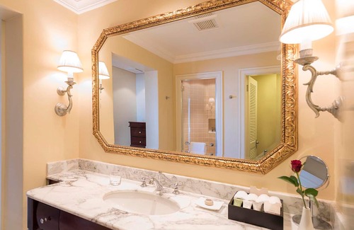 Victoria and Alfred Waterfront Hotel | The Table Bay Hotel