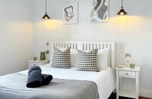 Ripon Apartment | The Tailor's Lounge - Central Flat Ripon & Parking