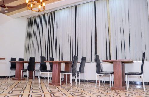 Taj Ganj Hotel | The Taj Royal