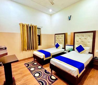 Taj Ganj Hotel | The Taj Royal