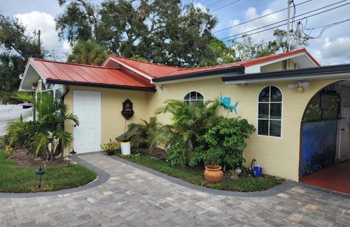 Englewood Villa | The Tarpon, at Paradise Cove