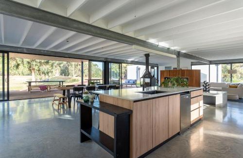 Quindalup House | The Tempest I Private Properties