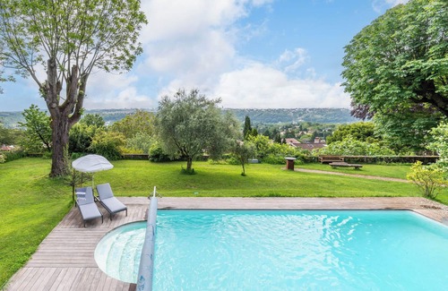 Collonges-au-Mont-d'Or Villa | The terasse - Sublime residence with swimming pool