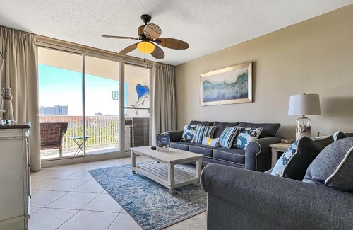 Destin Hotel | The Terrace at Pelican Beach 302