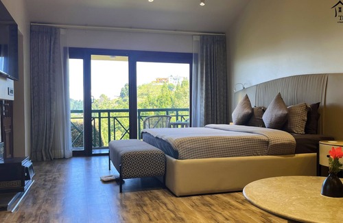 Kanatal Hotel | The Terraces