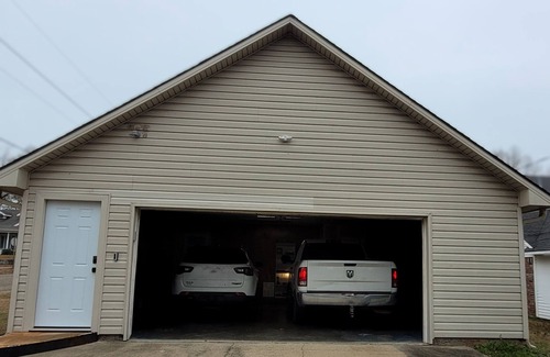 Texarkana House | The Texarkana Baby - Urban Living in Historic Neighborhood + 2-Car Garage