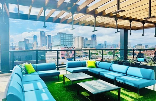 Deep Ellum Apartment | The Theatre on Rodeo