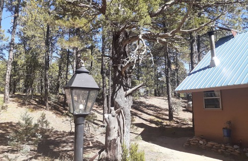 Mountainair Cabin | The Thunderbird Cabin is located 70 miles from abq NM.