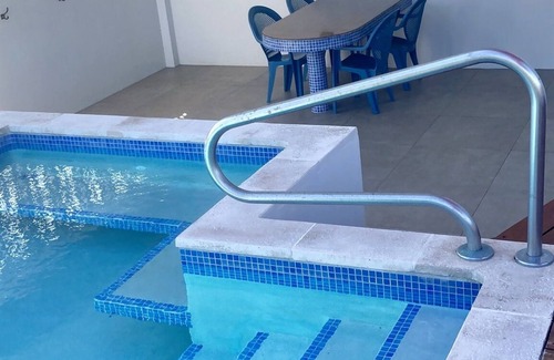 Placencia Apartment | The Tiki Toucan Tropical Suite + Pool