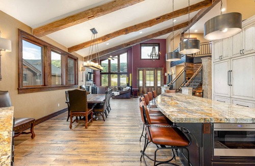 Copper Mountain House | The Timber Lodge at Copper Mountain private hot tub!