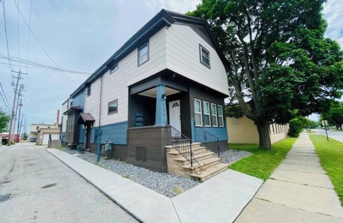 Green Bay Apartment | The Tiny Piney - Live. Work. Play. Downtown Green Bay!