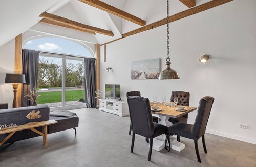 Westerhever Apartment | The "Tofthof een" - an exclusive vacation apartment under thatch.