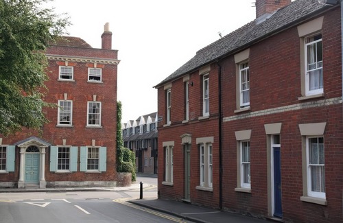 Salisbury Cottage | THE TOWNHOUSE, character holiday cottage in Salisbury